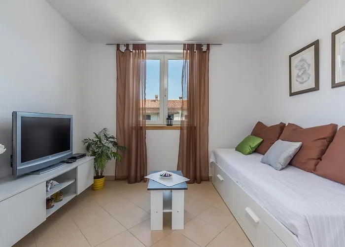 Διαμέρισμα Nensi Πόρετς